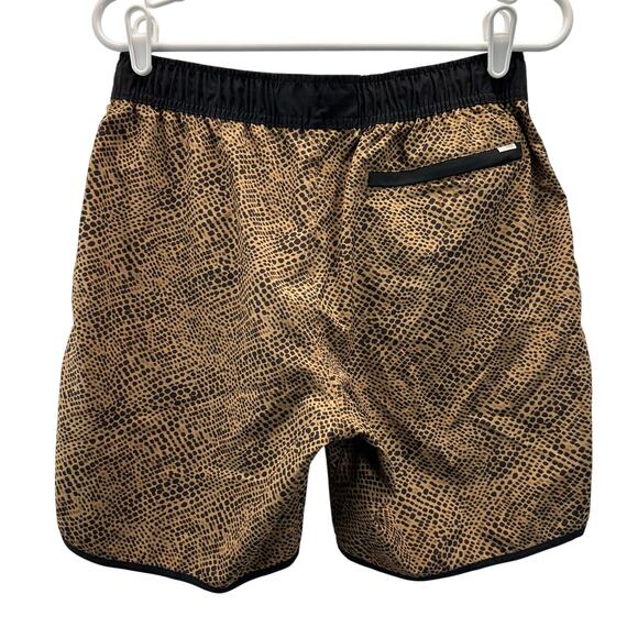 Vuori Banks Short Brown Black Med Men's - Picture 2 of 8